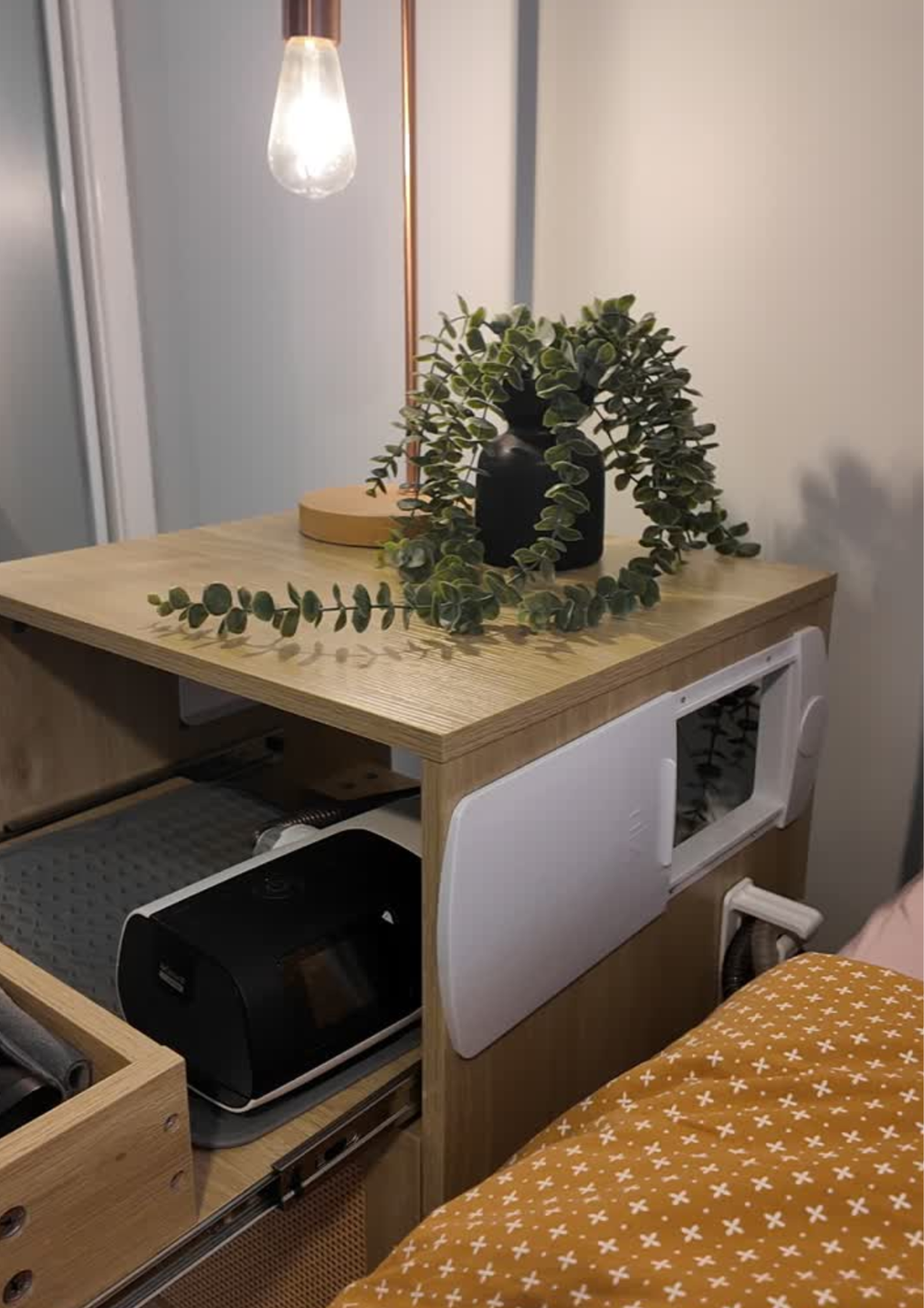 CPAP BEDSIDE TABLE
